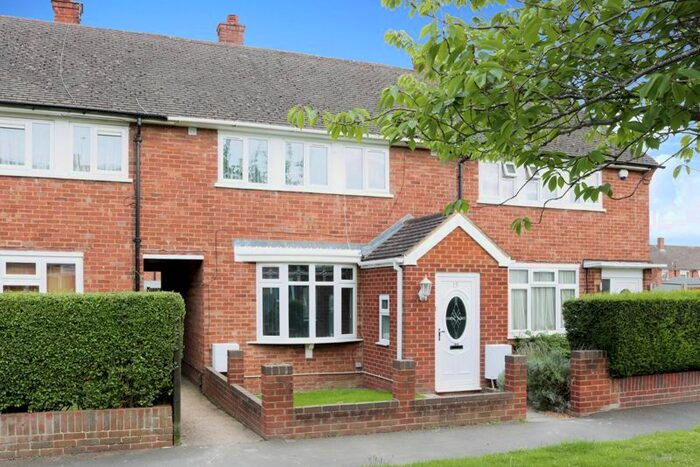 3 Bedroom Terraced House To Rent In Hampden Road, Langley, Slough, SL3