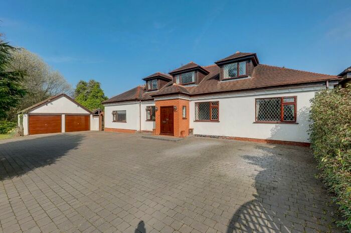 6 Bedroom Detached House For Sale In School Road, Hockley Heath, Solihull, B94