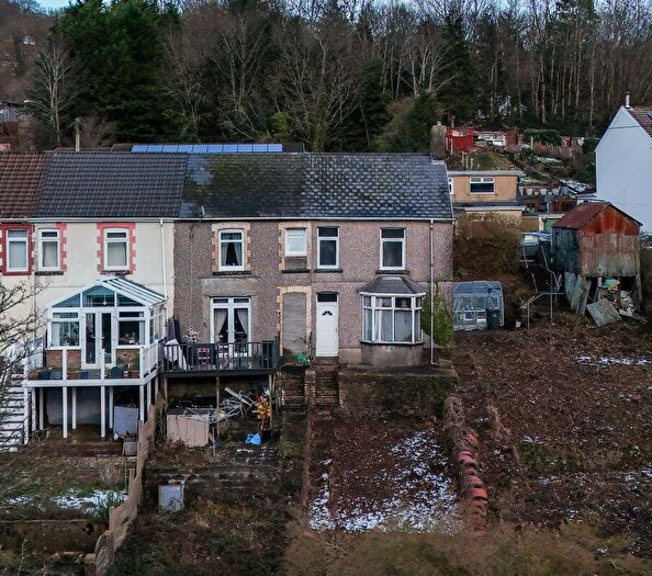 4 Bedroom Terraced House For Sale In Belmont Terrace, Brynithel, Abertillery, NP13