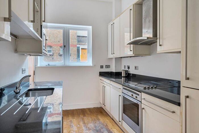 1 Bedroom Flat For Sale In Banner Street, Clerkenwell, London, EC1Y