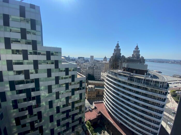 2 Bedroom Farm House To Rent In Unity Building, Rumford Place, L3