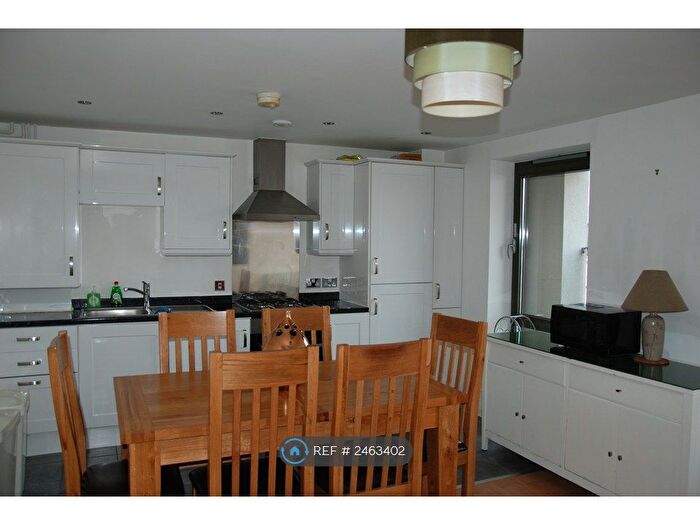 2 Bedroom Flat To Rent In Crediton Road, London, E16
