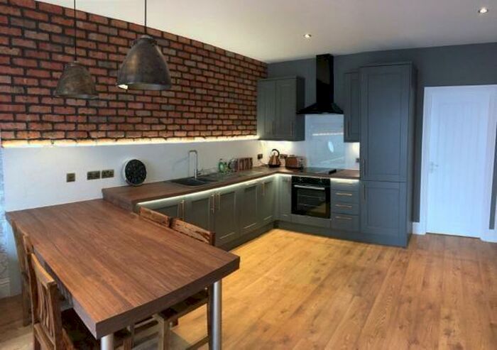 2 Bedroom Flat To Rent In Narroways Road, Bristol, BS2