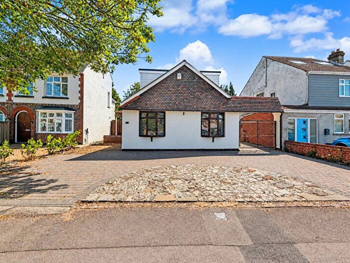 5 Bedroom Bungalow For Sale In Woodside, Gillingham, Kent, ME8