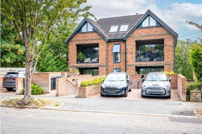2 Bedroom Apartment For Sale In Woodcrest Road, Purley, CR8