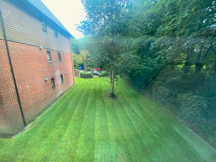 1 Bedroom Studio To Rent In Tremona Road, Southampton SO16