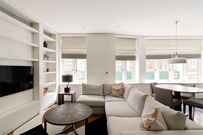 2 Bedroom Flat To Rent In Duke Street, Mayfair, London, W1K