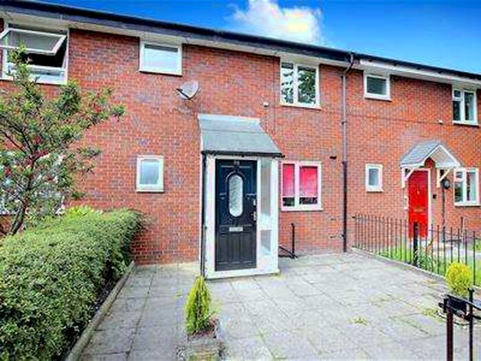 3 Bedroom Terraced House To Rent In Culcheth Lane, Manchester, M40