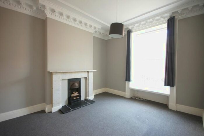 2 Bedroom Flat To Rent In Atholl Street, Perth, Perthshire, PH1