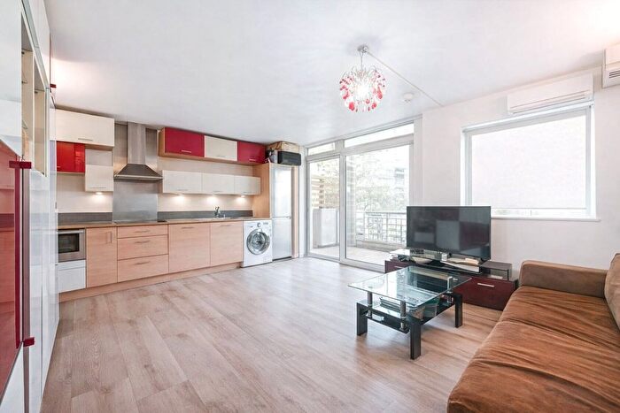 2 Bedroom Flat To Rent In Holly Court, John Harrison Way, SE10