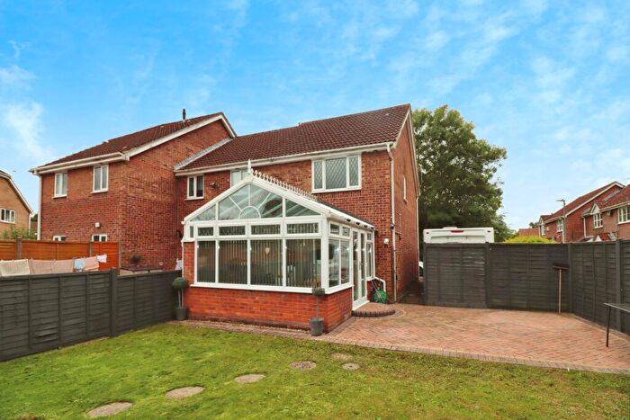 3 Bedroom End Of Terrace House For Sale In Goodwood Gardens, Downend, Bristol, BS16