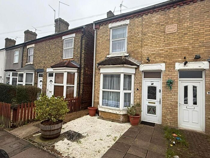 3 Bedroom Terraced House For Sale In St. Pauls Road, Peterborough, PE1