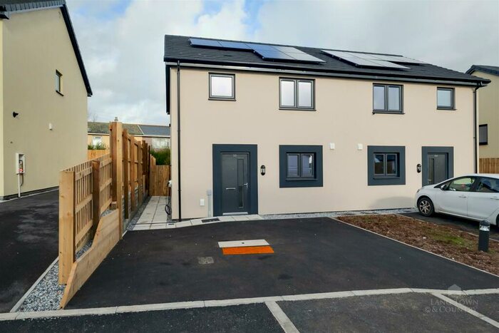 3 Bedroom Semi-Detached House To Rent In Lilford Gardens, Plymouth, PL5