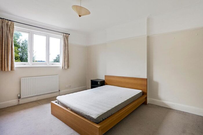 4 Bedroom Terraced House To Rent In Mayford Road, London, SW12