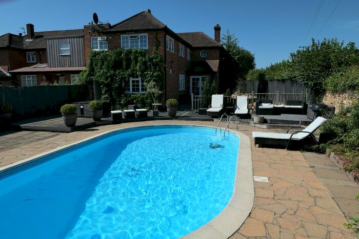 4 Bedroom End Of Terrace House For Sale In Bottle Lane, Littlewick Green, Maidenhead, SL6