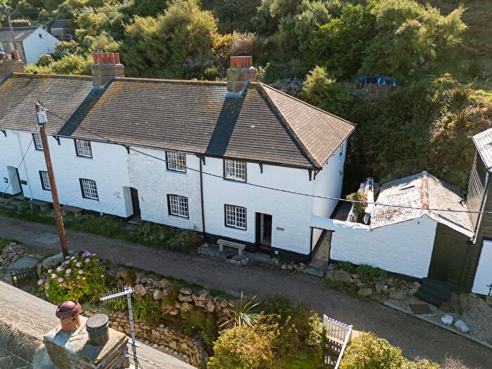 2 Bedroom End Of Terrace House For Sale In Sennen Cove, TR19