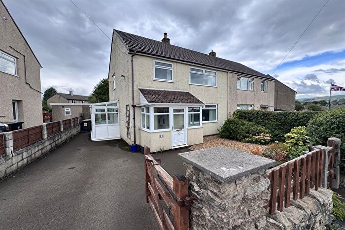 3 Bedroom Semi-Detached House For Sale In Grange Park Road, Chapel-En-Le-Frith, High Peak, SK23