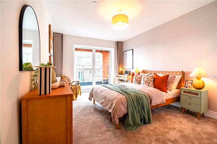 1 Bedroom Flat For Sale In Sandy Road, Erith, DA8