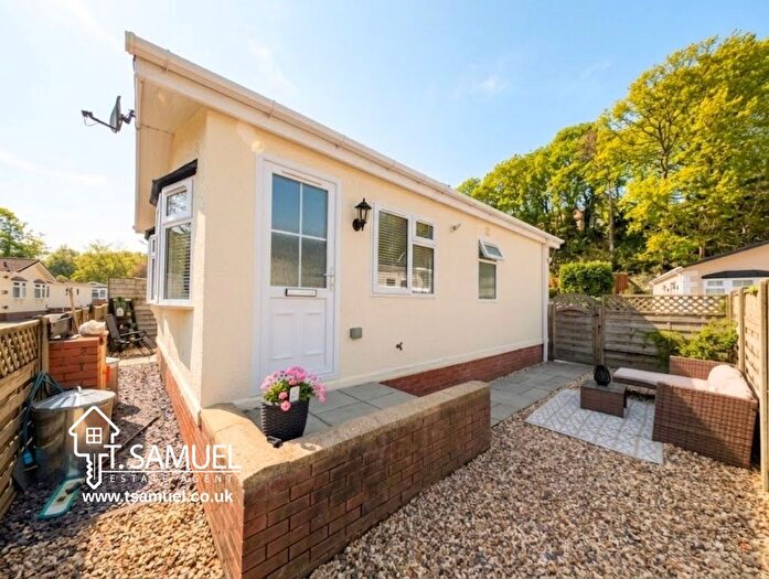 2 Bedroom Detached Bungalow For Sale In Woodlands Residential Park, Treharris, Merthyr Tydfil, CF46