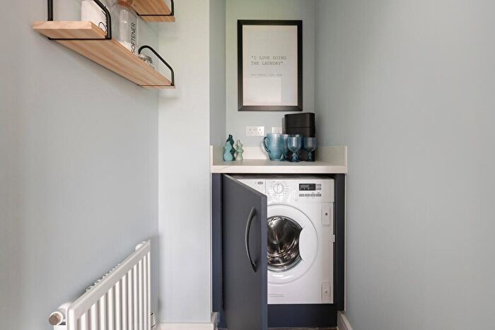 3 Bedroom Terraced House For Sale In Thorpe Close, Bordon, Hampshire, GU35