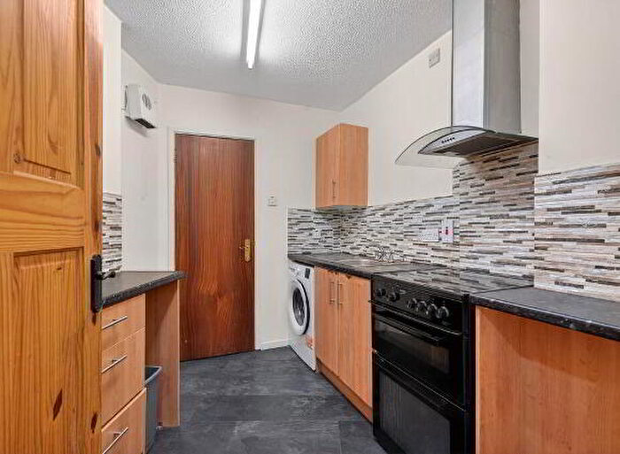 2 Bedroom Apartments For Sale In Ormeau Avenue, Belfast, BT2