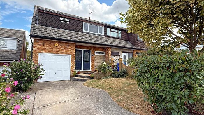 4 Bedroom Semi Detached House For Sale In Hillcrest Close, Horndon-on-the-Hill, Essex, SS17