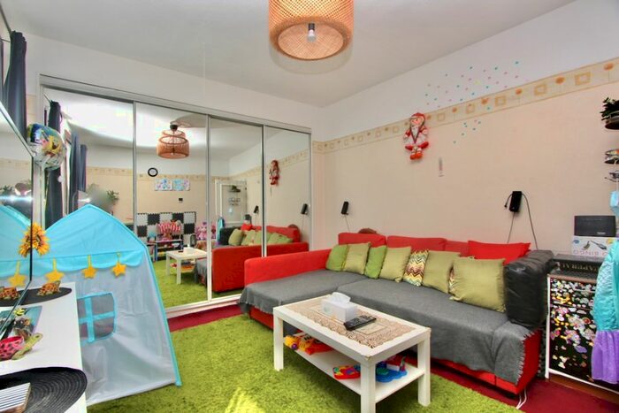 1 Bedroom Flat To Rent In Marsh Hill, Homerton, London, E9