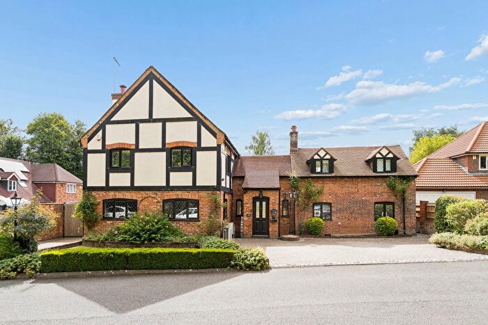 4 Bedroom Detached House For Sale In Old Solesbridge Lane, Chorleywood, Herts, WD3