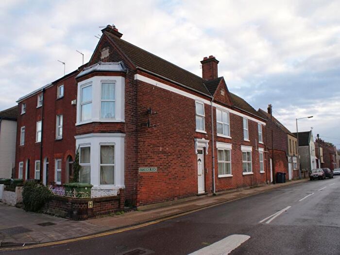 2 Bedroom Flat To Rent In Northgate Street, Great Yarmouth, Norfolk, NR30