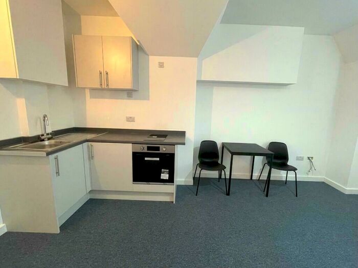 Studio To Rent In Albert Terrace Road, Sheffield, S6