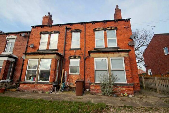 1 Bedroom Flat To Rent In Ashfield Terrace, Leeds, LS15
