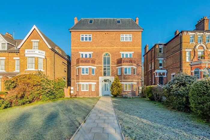 1 Bedroom Flat To Rent In Mattock Lane, London, W5