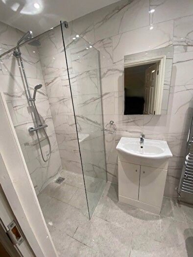4 Bedroom Terraced House To Rent In Rosebank Avenue, Wembley, HA0
