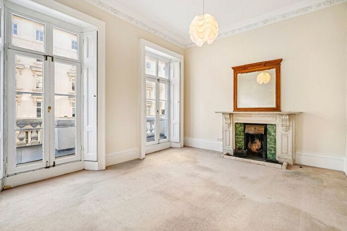 1 Bedroom Flat For Sale In Gloucester Street, Pimlico, SW1V