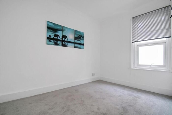 1 Bedroom Flat For Sale In Rowlands Road, Worthing, BN11