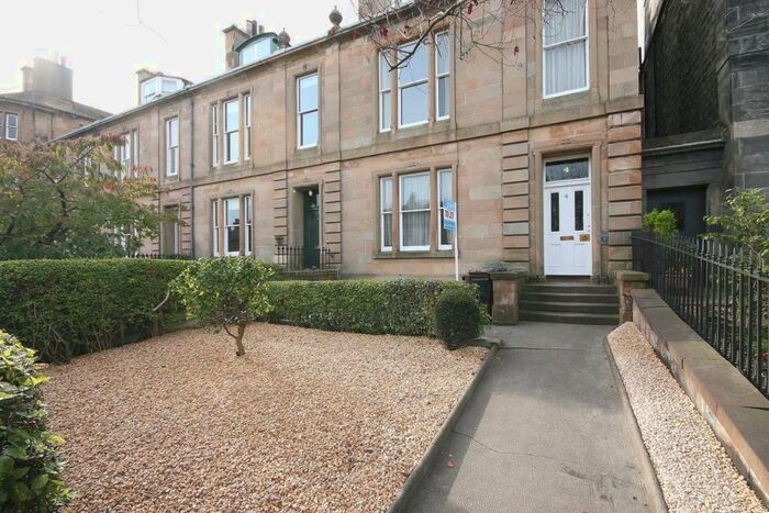 5 Bedroom Town House To Rent In Inverleith Row, Edinburgh, EH3