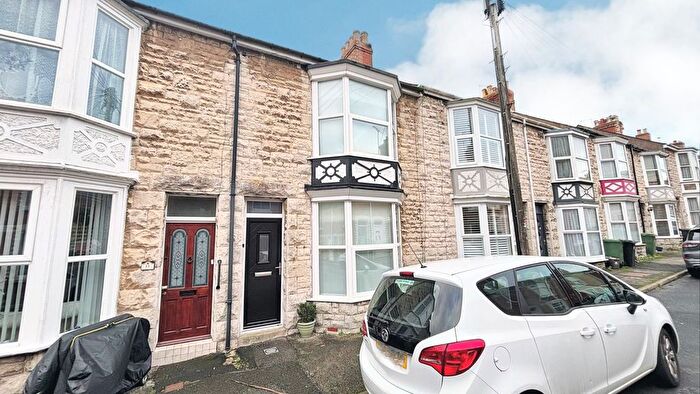 3 Bedroom Terraced House For Sale In Grosvenor Road, Portland, DT5