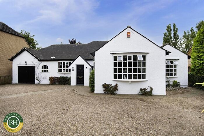 5 Bedroom Detached House For Sale In Bawtry Road, Bessacarr, Doncaster, DN4