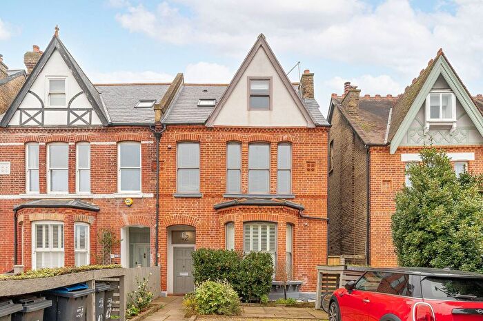 1 Bedroom Flat For Sale In Auckland Road, Crystal Palace, London, SE19