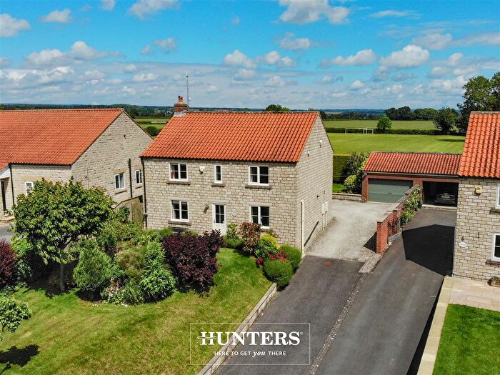 4 Bedroom Detached House For Sale In High Street, Wombleton, York, YO62