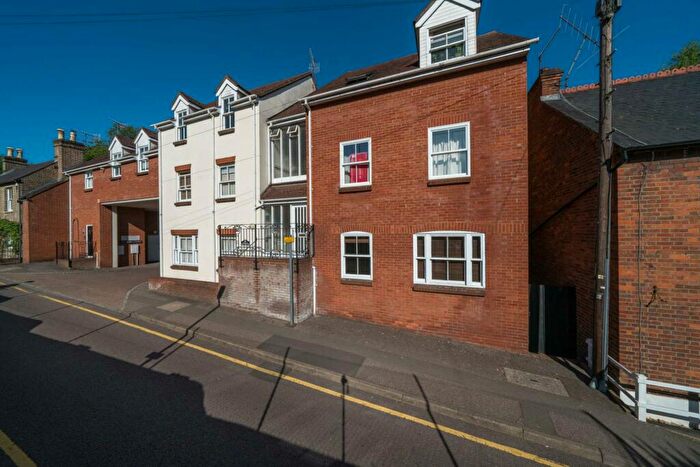 1 Bedroom Apartment To Rent In Cavalier Court, Chesham Road, HP4