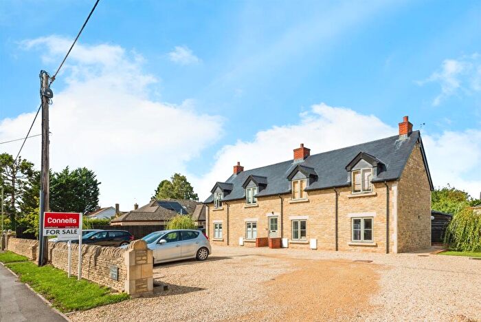 1 Bedroom House For Sale In Witney Road, Long Hanborough, Witney, OX29
