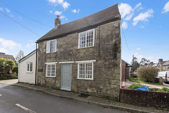 2 Bedroom Detached House For Sale In Magdalene Lane, Shaftesbury, SP7
