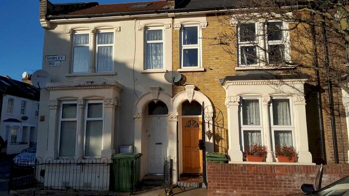 2 Bedroom Flat To Rent In Shirley Road, Stratford, E15