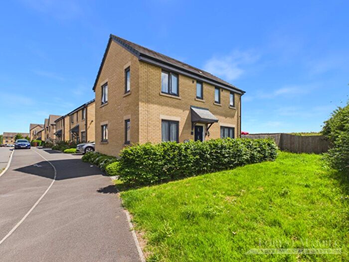 3 Bedroom Detached House For Sale In Blackberry Road, Frome, BA11
