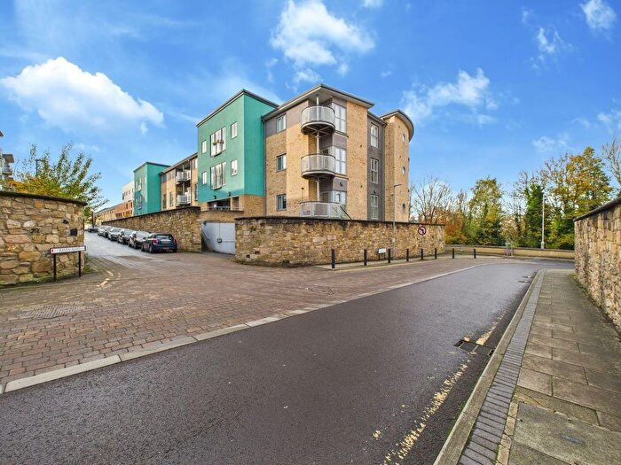 Studio For Sale In Worsdell Drive, Gateshead, NE8