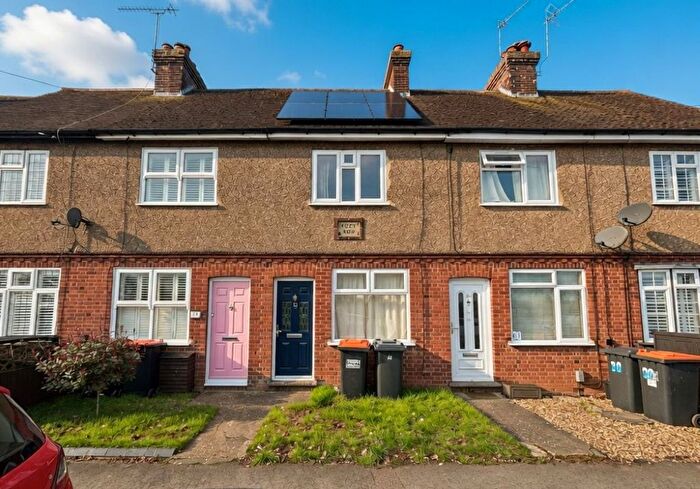 2 Bedroom Terraced House For Sale In Luton Road, Toddington, Dunstable, Bedfordshire, LU5