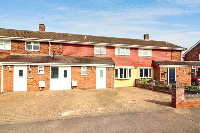 4 Bedroom Property For Sale In Lay Road, Aylesbury, HP19