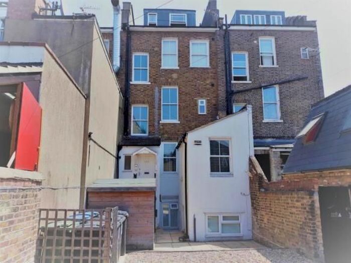 Studio To Rent In St Albans Road, Watford, Hertfordshire, WD17