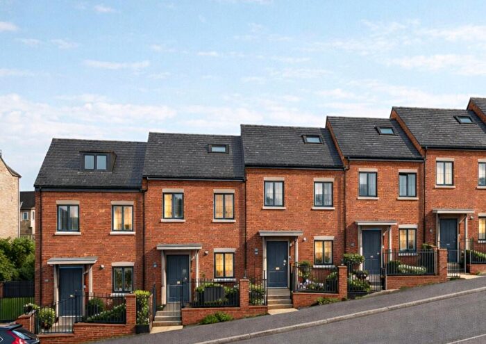 3 Bedroom Town House For Sale In Yelvertoft Road, Northampton, NN2